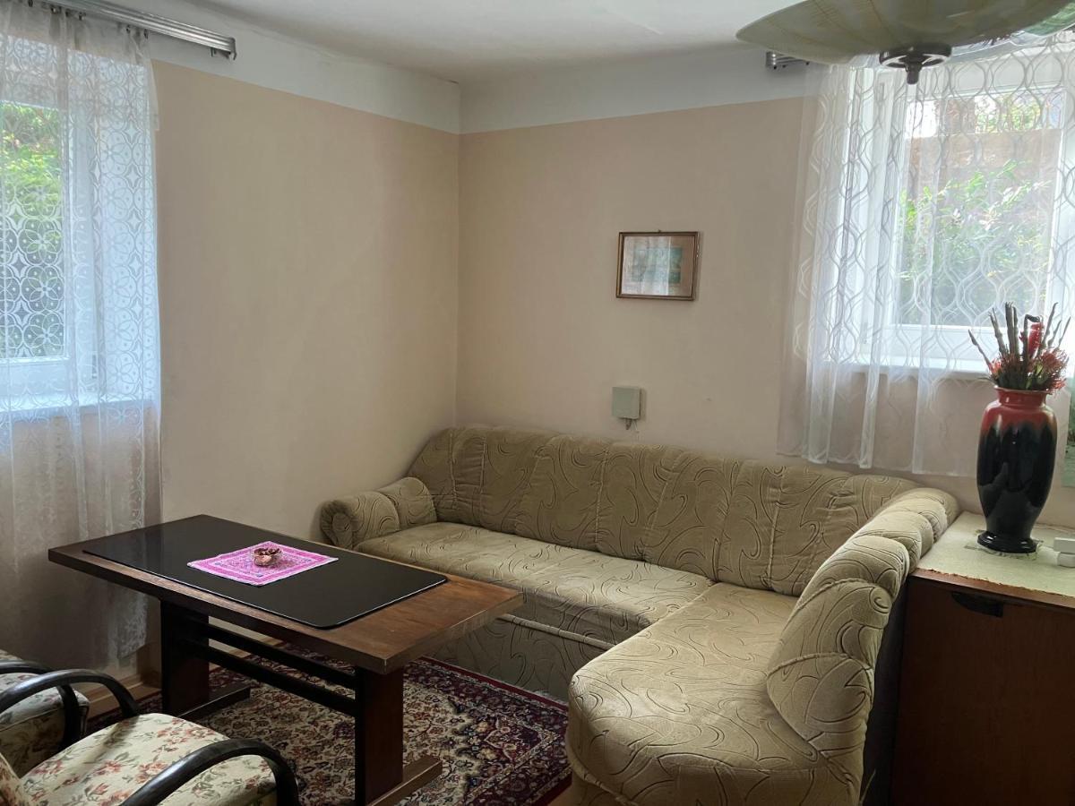 Garden View Apartment Znojmo Dış mekan fotoğraf